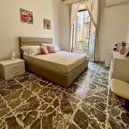 Casa Mire קטאניה